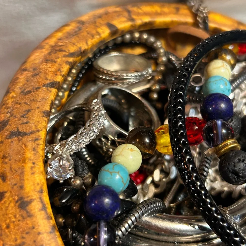 Mystery jewelry jar!!! - Picture 6 of 6